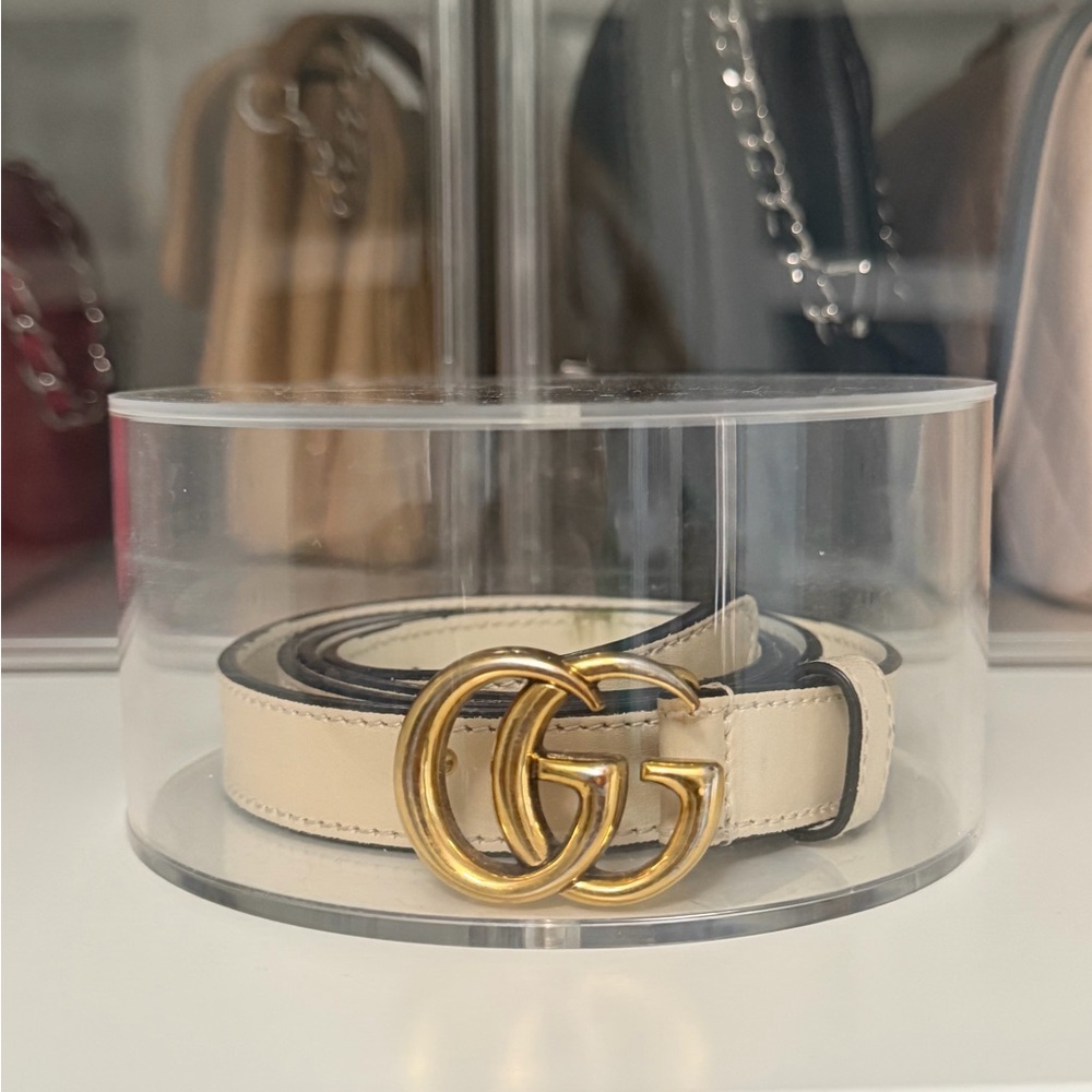 Authentic Gucci White Leather Belt with GG Marmont Buckle 95/38